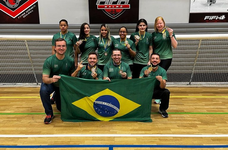 Brasil bate EUA nos pênaltis e é bronze na Malmö Cup Brasil bate EUA nos pênaltis e é bronze na Malmö Cup