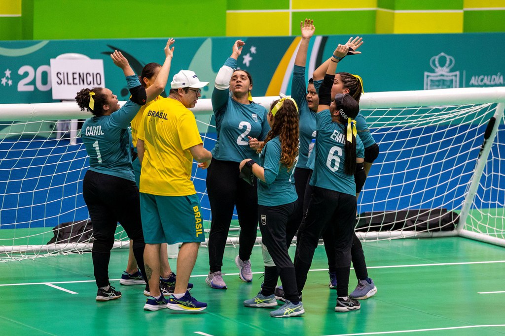 Brasil domina a Venezuela e vence por game nas duas categorias em Valledupar