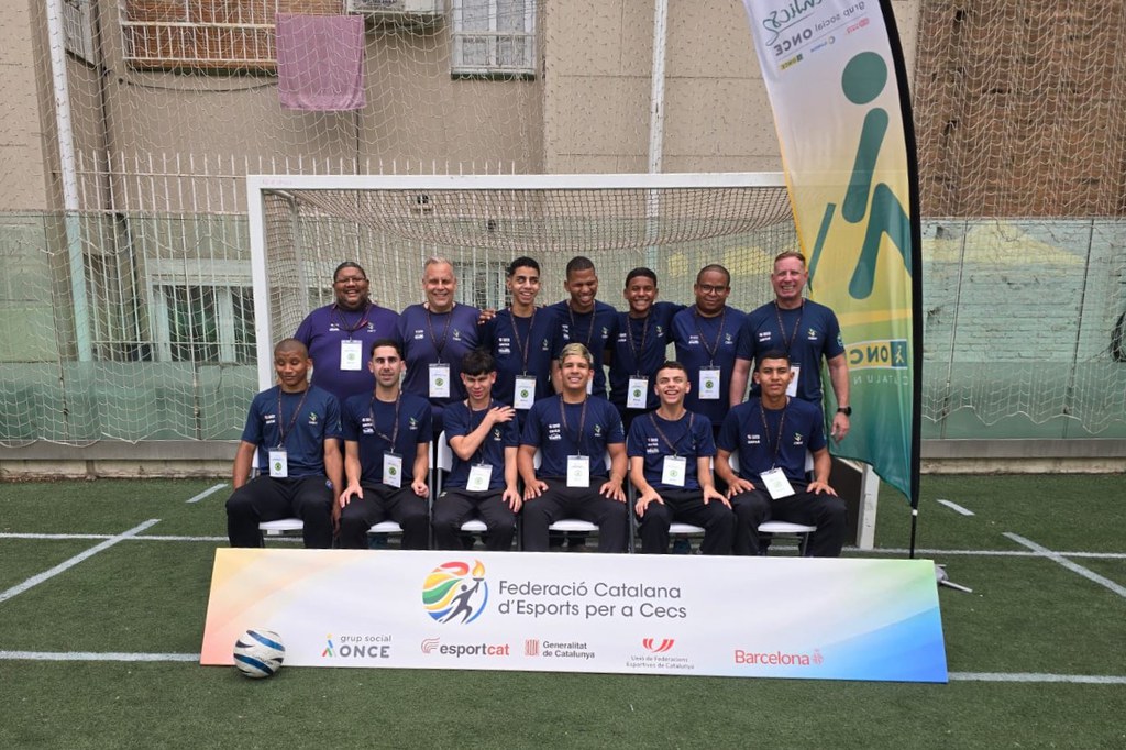 Brasil goleia a Catalunha na estreia de torneio internacional, na Espanha
