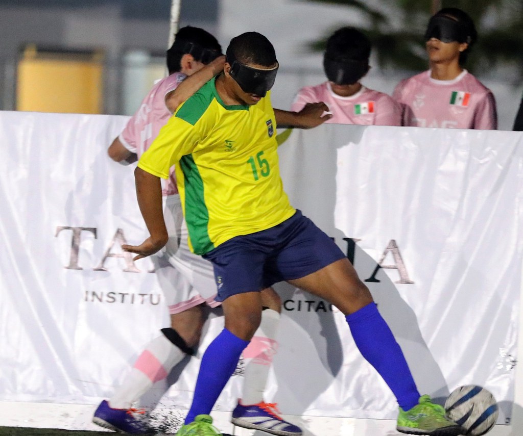 Brasil vence mais uma e fica perto da final na Copa Azteca