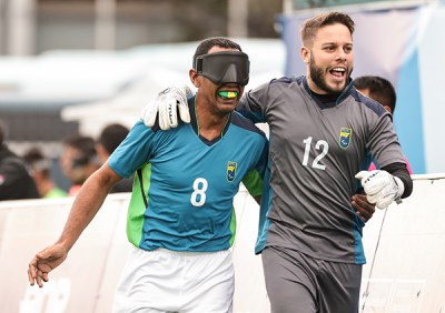 Com Ricardinho de volta, Brasil bate o México no futebol de cegos