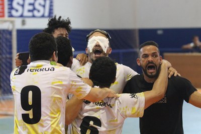 Com suor e sangue, Uniace vence CFCP e conquista Regional pela 1ª vez