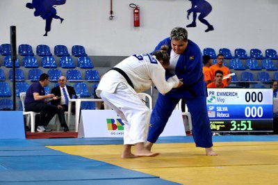 Torneio reuniu mais de cem atletas no Palácio das Artes Marciais, em Cuiabá (MT)