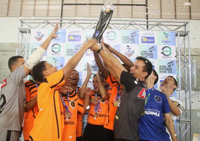 Acelgo ganha da Uniace e conquista seu primeiro Regional de futebol de cegos