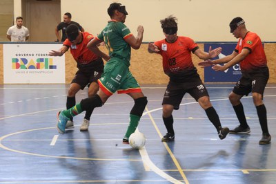 Finalistas se encontram na última rodada da fase classificatória, que tem virada da APADEVI em Fortaleza e empate no clássico paulista