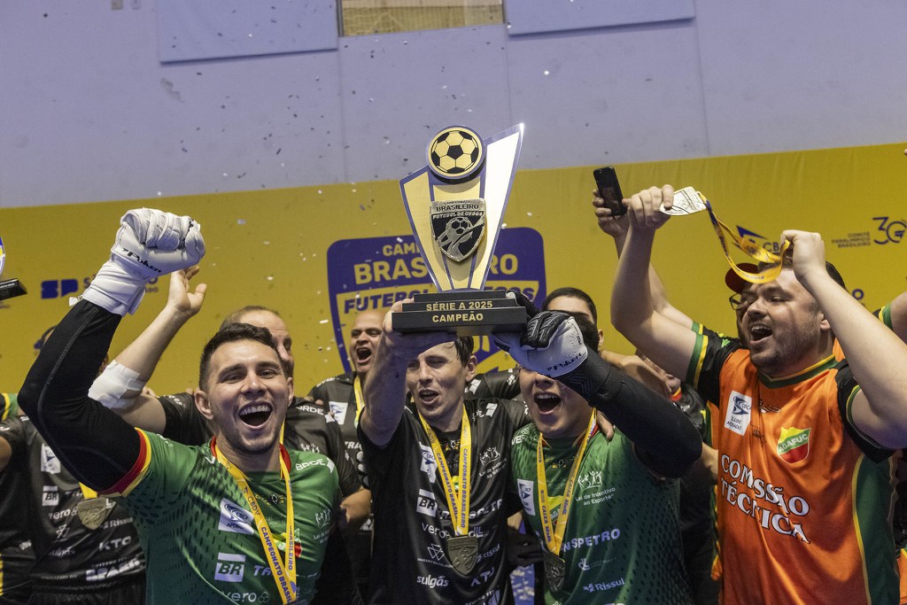 AGAFUC vence o CORINTHIANS e é octacampeã brasileira de futebol de cegos AGAFUC vence o CORINTHIANS e é octacampeã brasileira de futebol de cegos