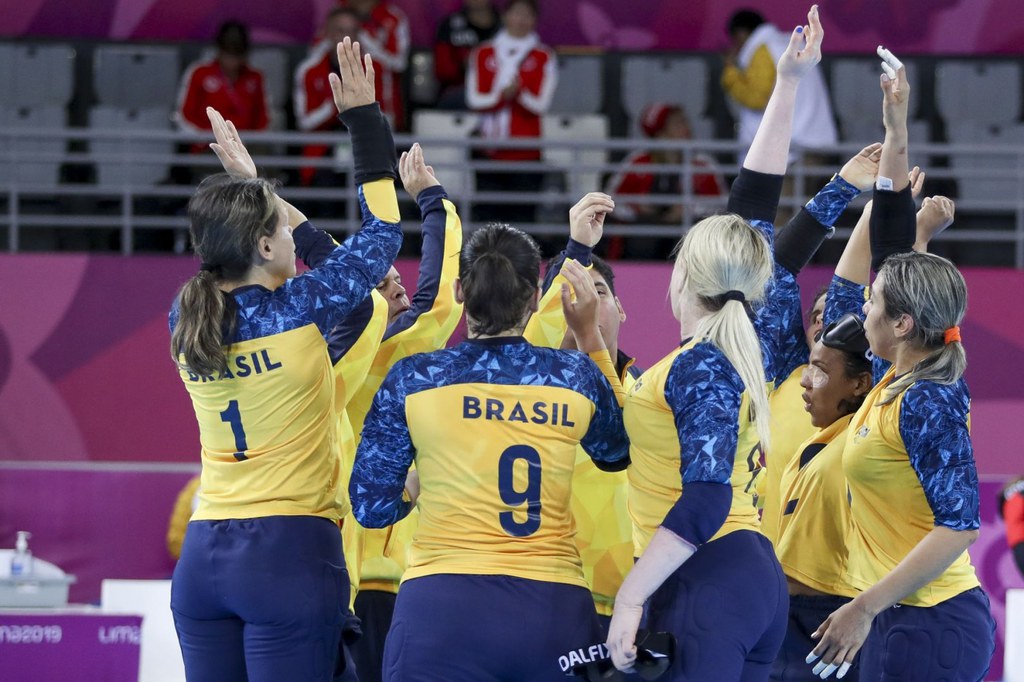 Brasil avança no goalball: seleção masculina na final, meninas vão à semi