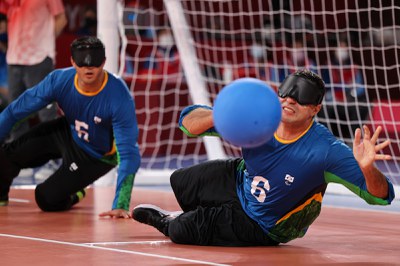 Brasil briga por ouro no fut5 e goalball masculino; meninas buscam o bronze