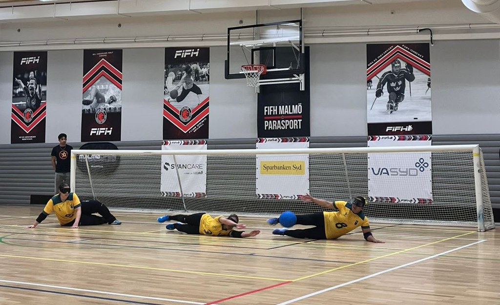 Brasil vence duas vezes em estreia de torneio de goalball feminino na Suécia Brasil vence duas vezes em estreia de torneio de goalball feminino na Suécia