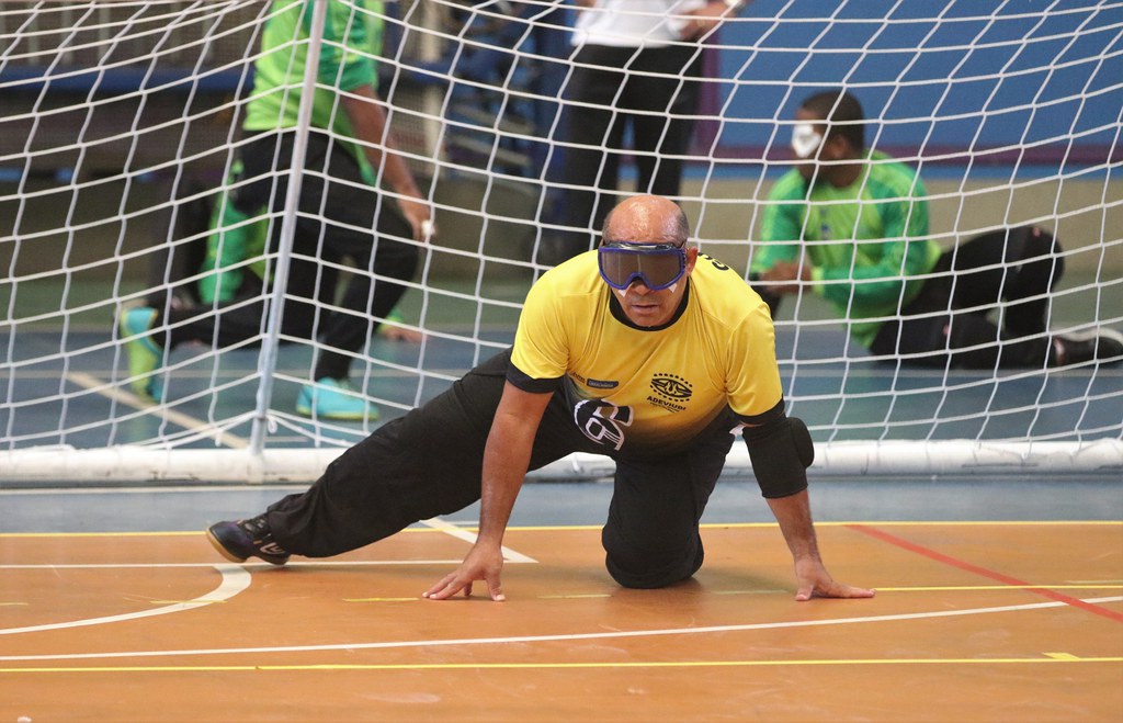 Em casa, Ivando leva ao Regional três décadas de goalball na bagagem Em casa, Ivando leva ao Regional três décadas de goalball na bagagem