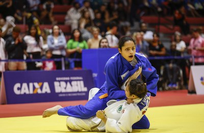 Torneio reuniu mais de cem atletas no Centro de Treinamento Paralímpico Brasileiro e teve finais mostradas ao vivo no Sportv