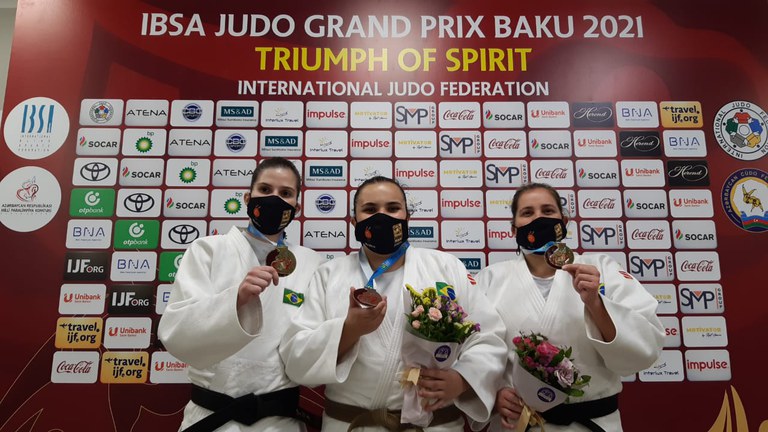 Mulheres brilham no Azerbaijão, e Brasil fatura dois ouros e um bronze Mulheres brilham no Azerbaijão, e Brasil fatura dois ouros e um bronze