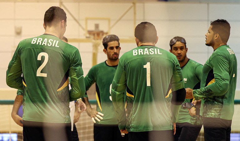 Seleção masculina de goalball estreia como o time a ser batido em Tóquio Seleção masculina de goalball estreia como o time a ser batido em Tóquio