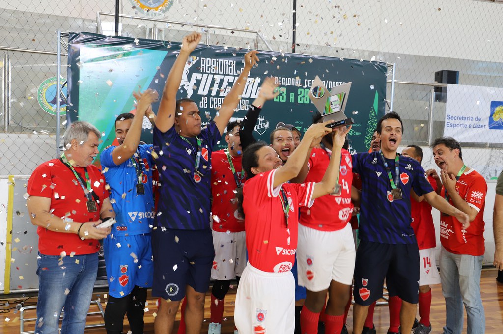 VILA NOVA bate ADEF nos pênaltis e é campeão do Regional Centro-Norte VILA NOVA bate ADEF nos pênaltis e é campeão do Regional Centro-Norte