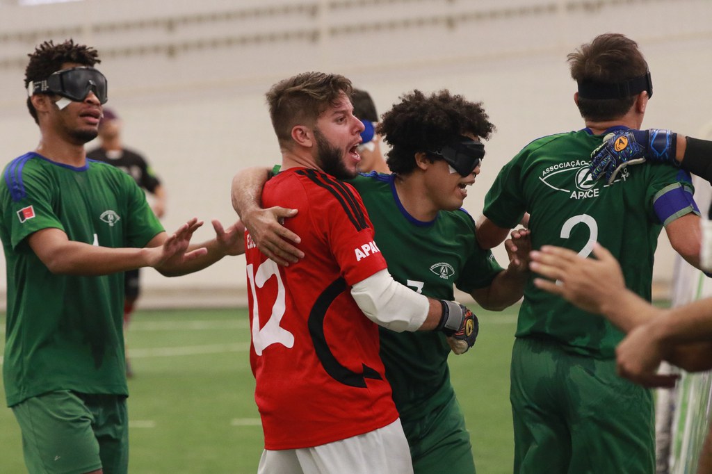Jardiel brilha, e Apace larga na frente na Supercopa de futebol Jardiel brilha, e Apace larga na frente na Supercopa de futebol