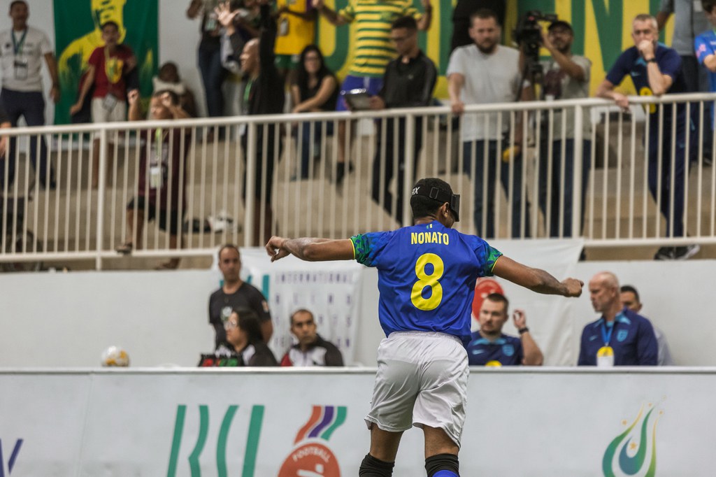 Nonato brilha de novo, e Brasil se classifica à semifinal do Grand Prix Nonato brilha de novo, e Brasil se classifica à semifinal do Grand Prix