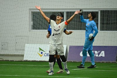 CORINTHIANS goleia, assume liderança da Liga e final será decidida na V Etapa