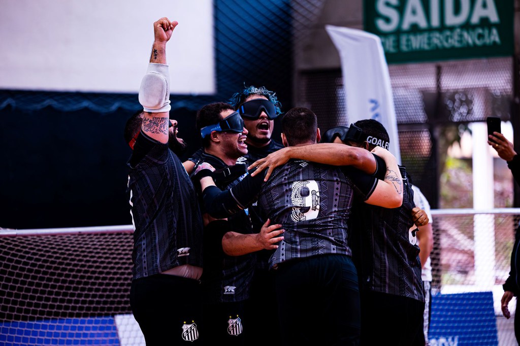 Santos e SESI-SP levantam as taças do Regional Sudeste 2 de Goalball