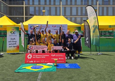 Seleção de base de futebol vence competição internacional na Espanha