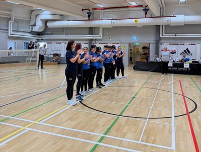 Seleção feminina de goalball estreia com duas vitórias em Malmo
