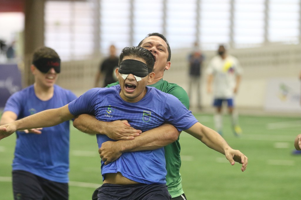 Time B bate a Colômbia, e Brasil pode ser campeão nesta sexta Time B bate a Colômbia, e Brasil pode ser campeão nesta sexta