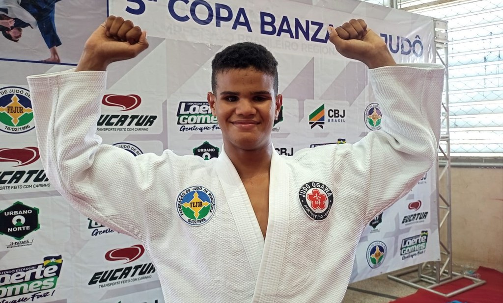 Três judocas vão representar o Brasil no Mundial Escolar da França Três judocas vão representar o Brasil no Mundial Escolar da França